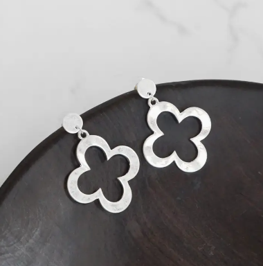 Silver Clover Earrings